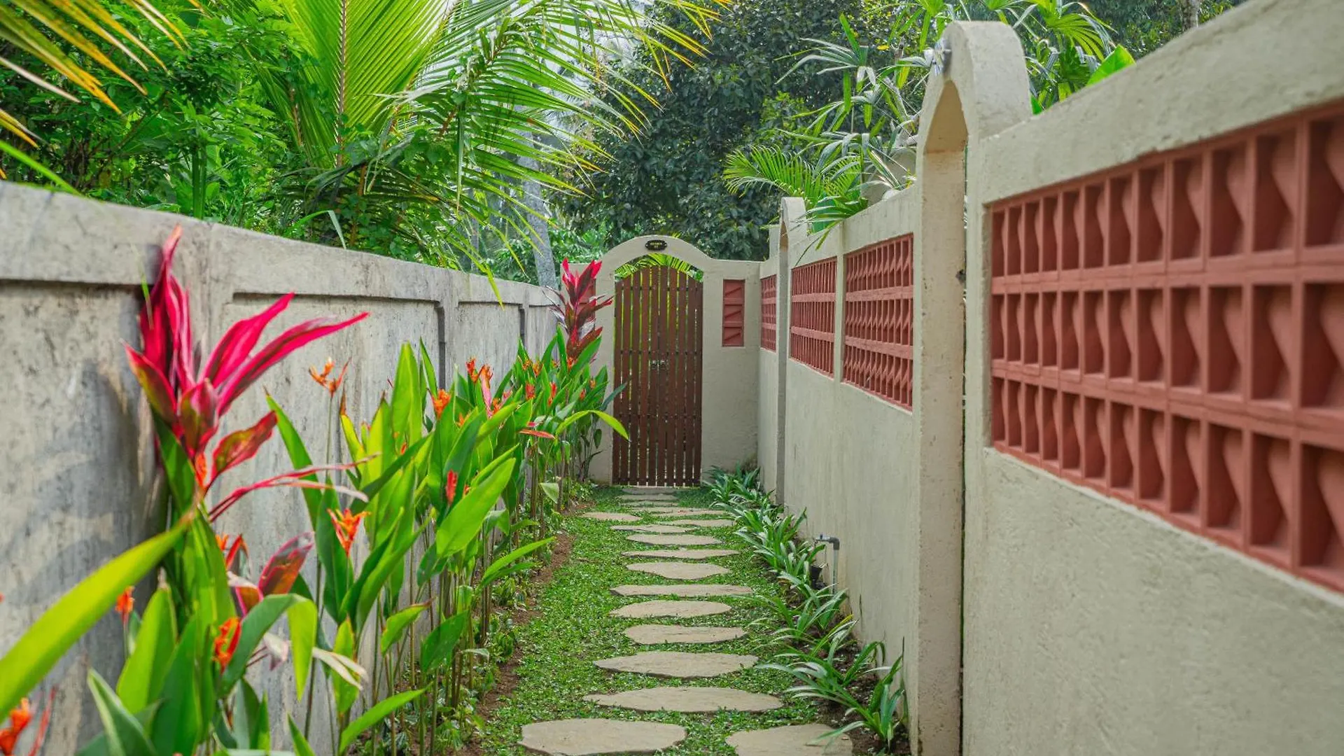 Puri Kurnia Ayu Hotel Ubud  Guest house